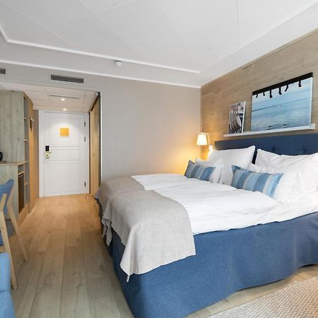 Clarion Hotel Tyholmen Арендал Екстериор снимка