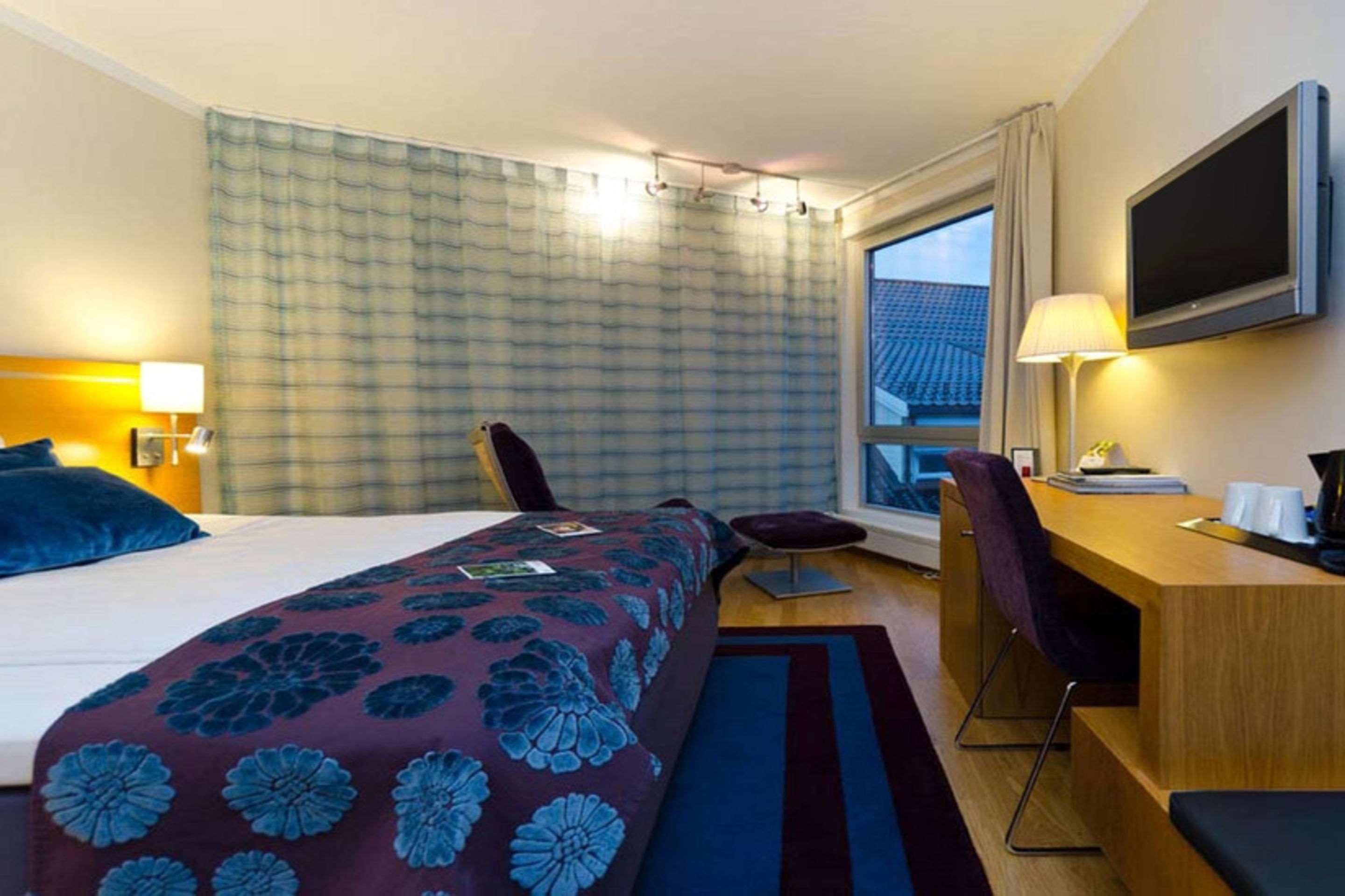 Clarion Hotel Tyholmen Арендал Екстериор снимка