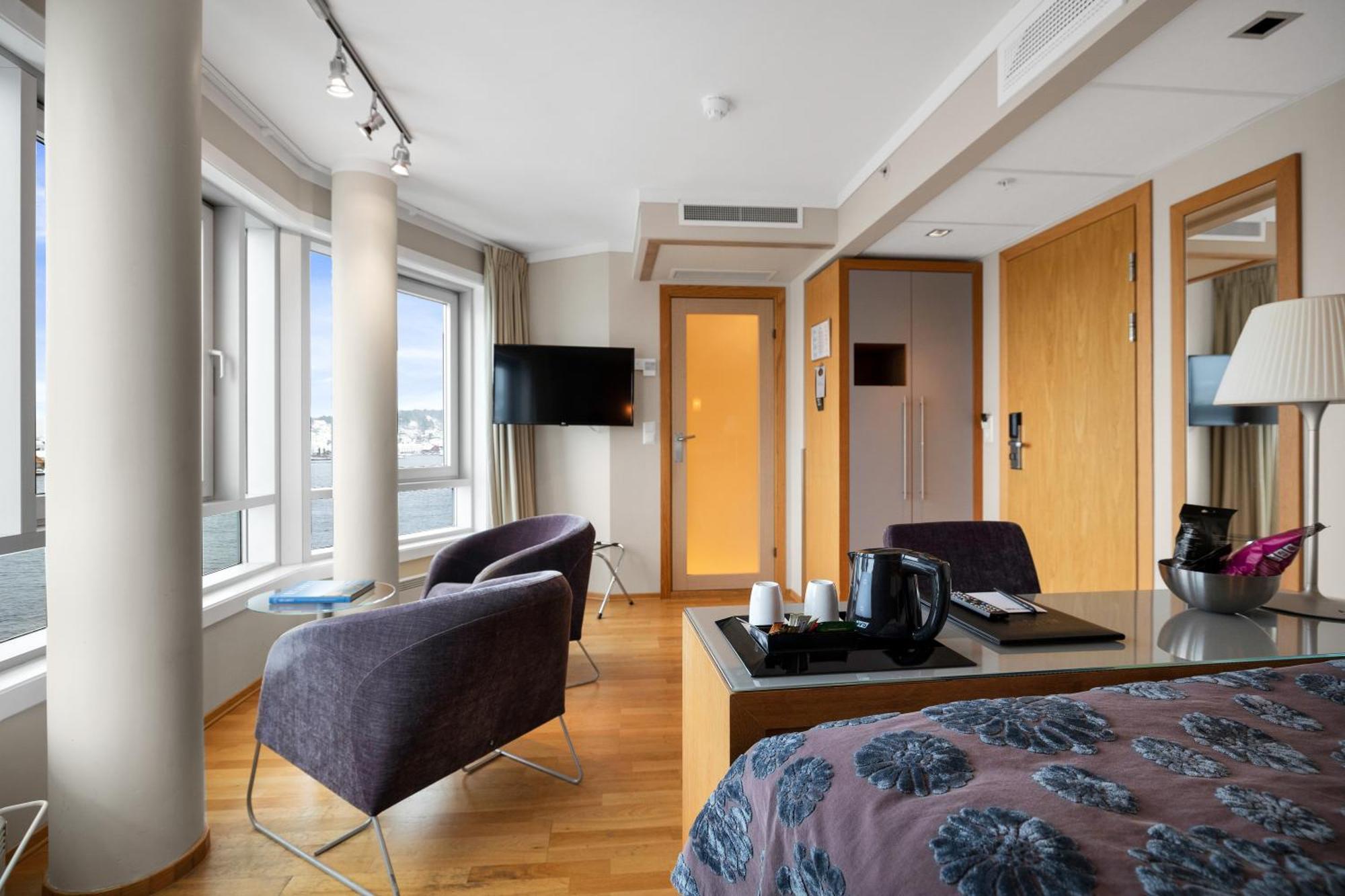 Clarion Hotel Tyholmen Арендал Екстериор снимка